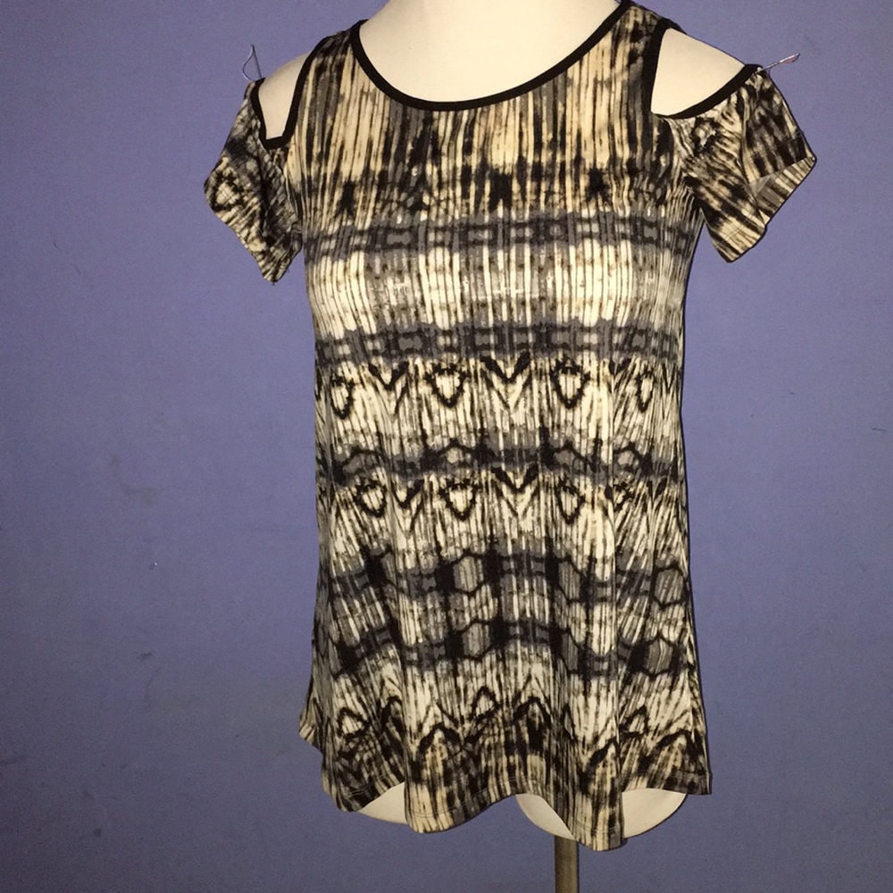 Black and white cold shoulder top